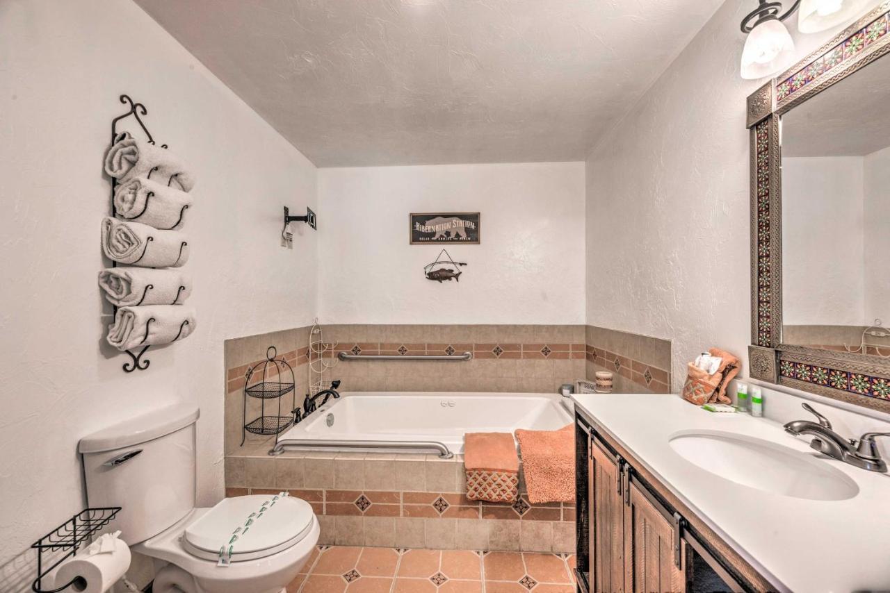 Tranquil Cabin With Stream And Deck Near Dtwn Ruidoso! Exterior photo